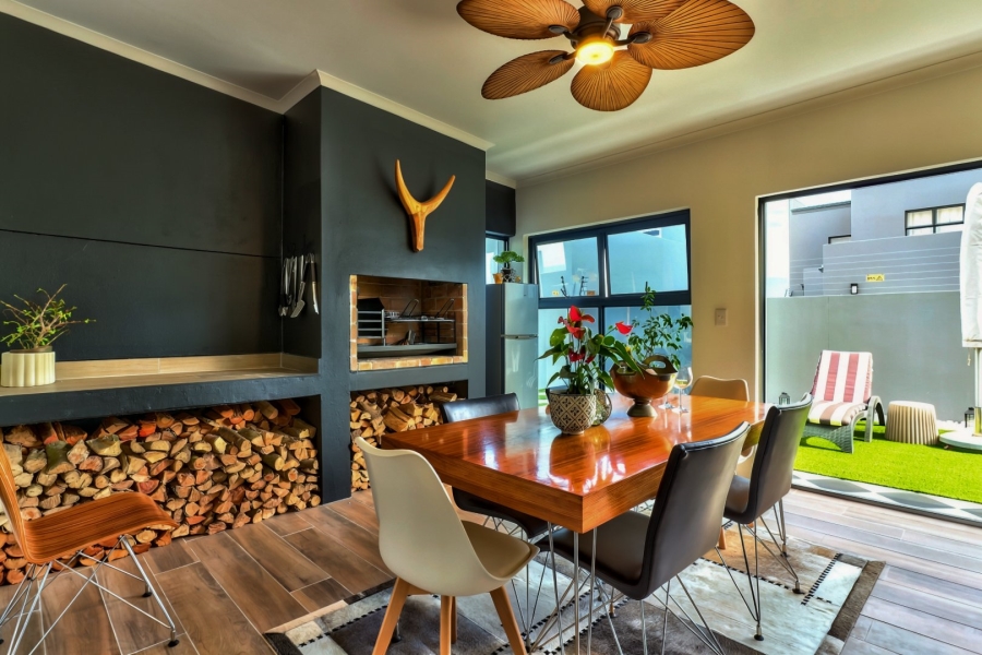 To Let 3 Bedroom Property for Rent in Sandown Western Cape